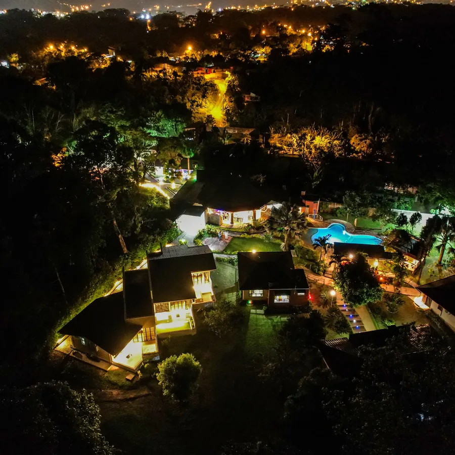 Terra luna de noche